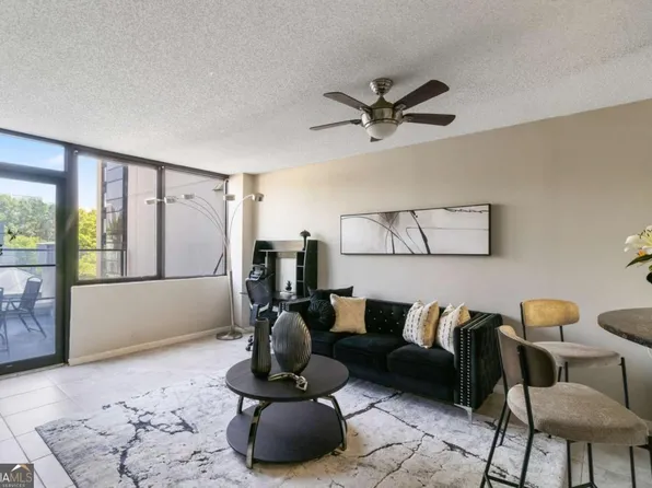 1280 W Peachtree St NW APT 810, Atlanta, GA 30309