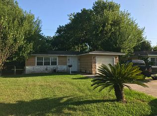 1134 Sulphur St, Houston, TX 77034