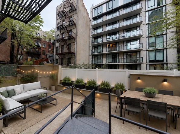 365 West 52nd Street image 1 of 18