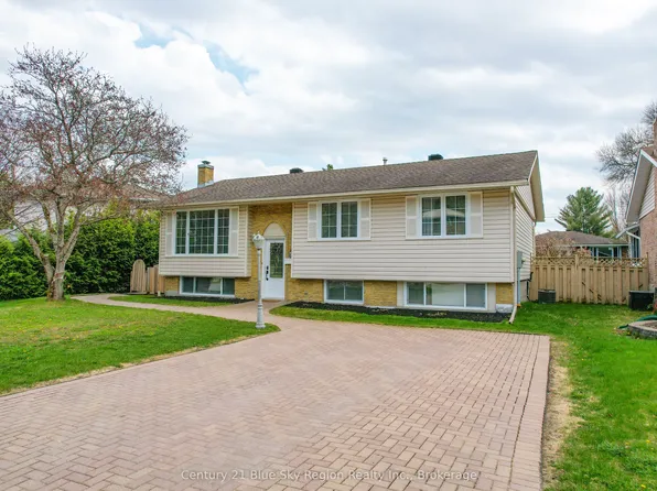 203 Rancier St, North Bay, ON P1B 8M3