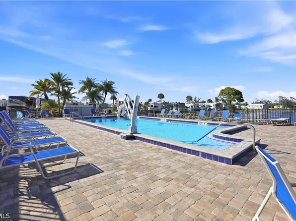 158 Nanaimo Trl, Fort Myers Beach, FL 33931