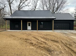 4021 E Porter St, Demotte, IN
