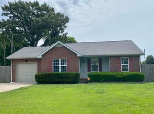 2421 Senseney Dr, Clarksville, TN 37042