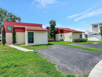 10024 SW 14th St, Pembroke Pines, FL, 33025