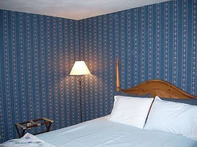 1st image of 417 Branchwood Dr