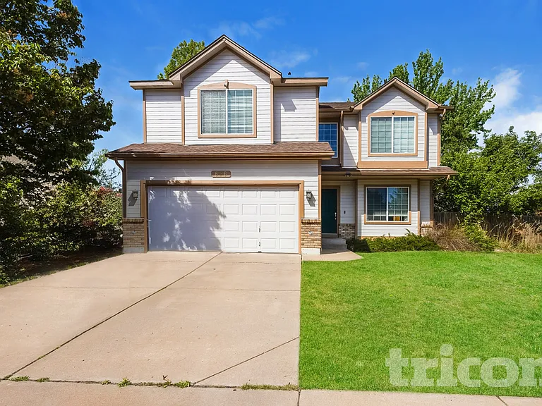 656 Golden Eagle Dr — Photo 1