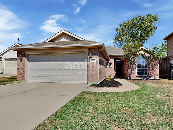 6732 Chalk River Dr, Fort Worth, TX 76179