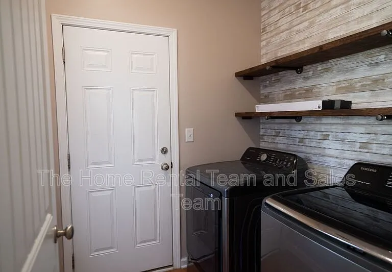 10 Arbors Cir — Photo 49