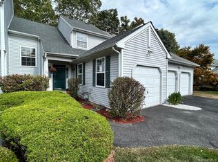 20 Woodbine Drive, Highland Mills, NY 10930