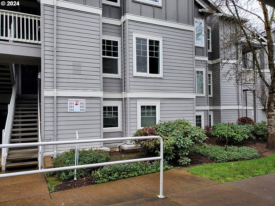 2nd image of 6298 SW Grand Oaks Dr APT D102