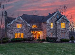 2 Shadowbrook Way, Mendham, NJ 07945