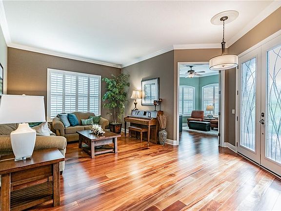 4th image of 10624 Gretna Green Dr