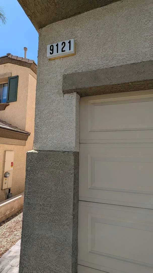 Building Photo - 9121 Watermelon Seed Ave