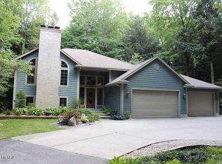16778 Tall Trees Ln, Nunica, MI 49448