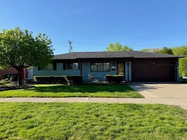 6506 Chirrewa St, Westland, MI 48185