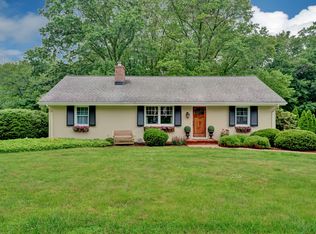 37 Spencer Rd, Basking Ridge, NJ 07920