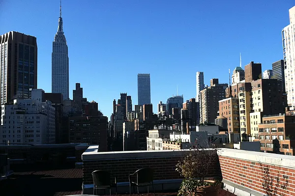 Sold by Corcoran | media 23