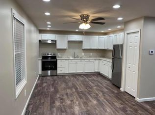 6267 N Clinton St APT 8, Terre Haute, IN