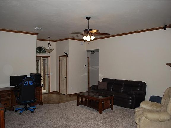 3rd image of 9009 Misty Ln