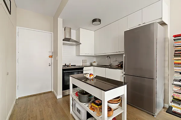 Sold by Compass | media 14