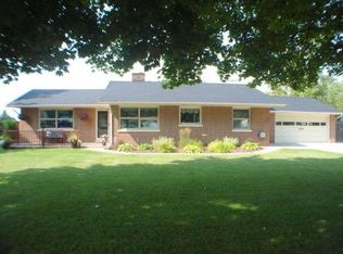 401 S State St, Mishicot, WI 54228