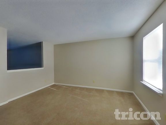 4th image of 13460 N Carwood Ct