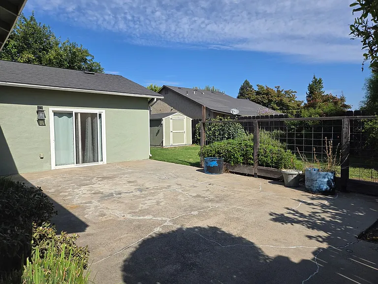 1619 Merritt St — Photo 15