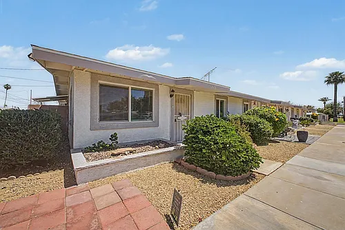 10606 W Oakmont Dr Photo 1