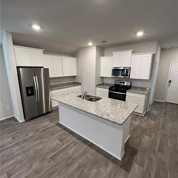 2427 Dog Leg Ln — Photo 6