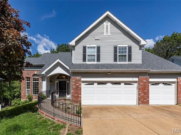7637 River Walk Ct, Saint Louis, MO 63129