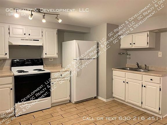 3rd image of 1017 W Hillgrove Ave Unit G