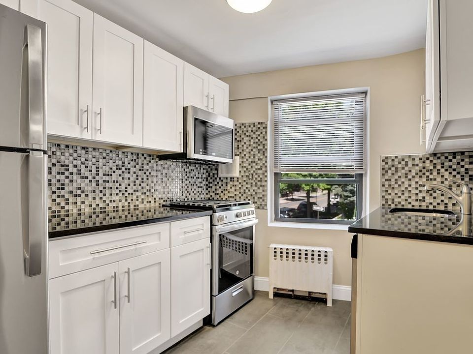 1st image of 26-43 18th St #2F