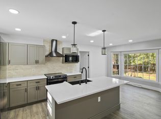 305 Mayfield St, Summerville, SC 29485