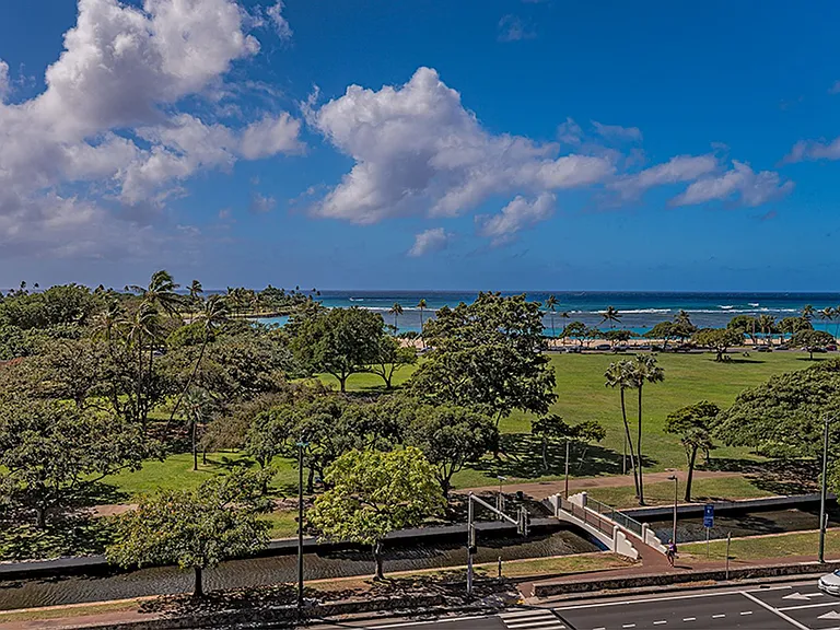 1388 Ala Moana Blvd #7501 — Photo 32