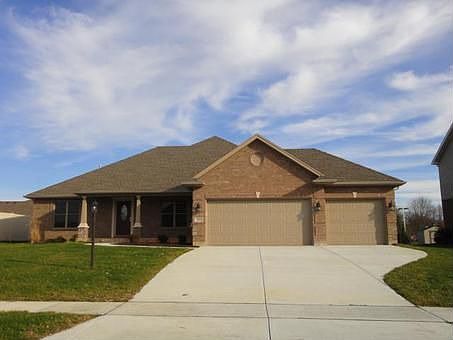 1st image of 386 Sunset Dr