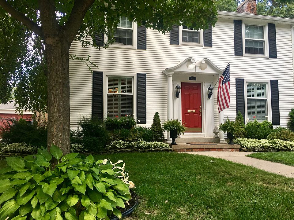 1st image of 1022 N Pleasant St
