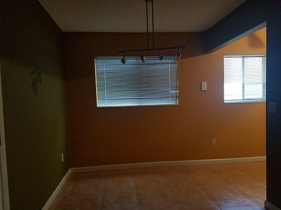 2nd image of 2439 Oak Park Way