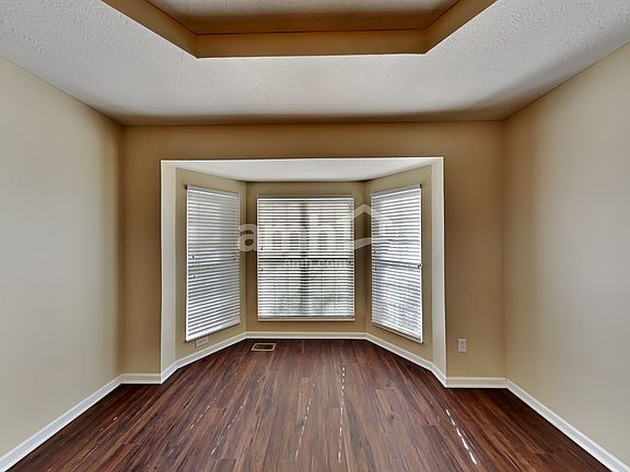 5th image of 338 Calebs Ct