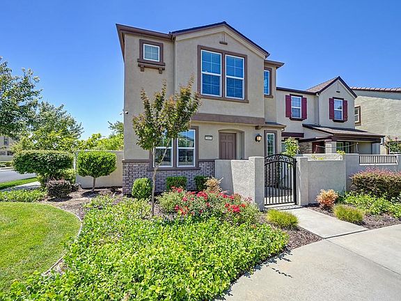 5th image of 2457 Pleasant Grove Blvd