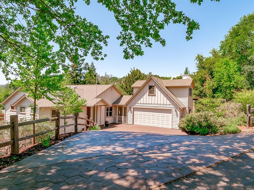 1st image of 263 Wyldewood Dr