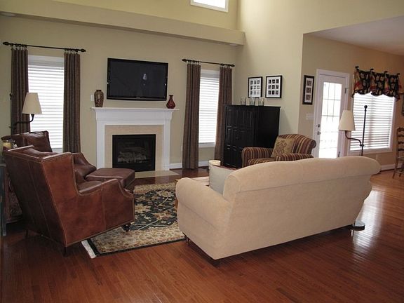 Spectacular 2-story family room wired for wall-mounted 50in. HDTV