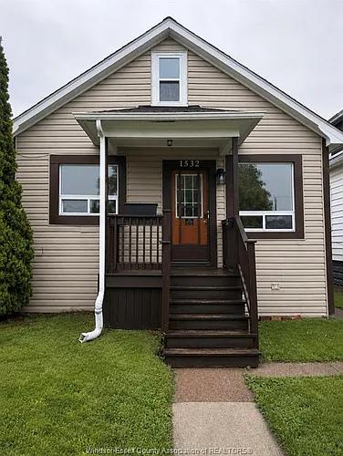 1532 Albert Rd Photo 1