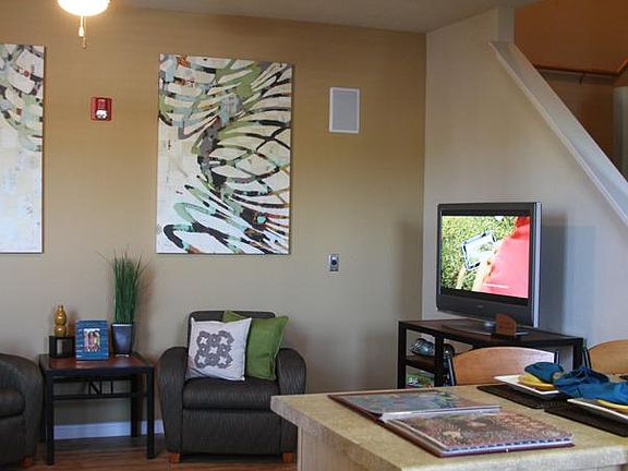 5th image of 305 Marion Pugh Dr APT 101
