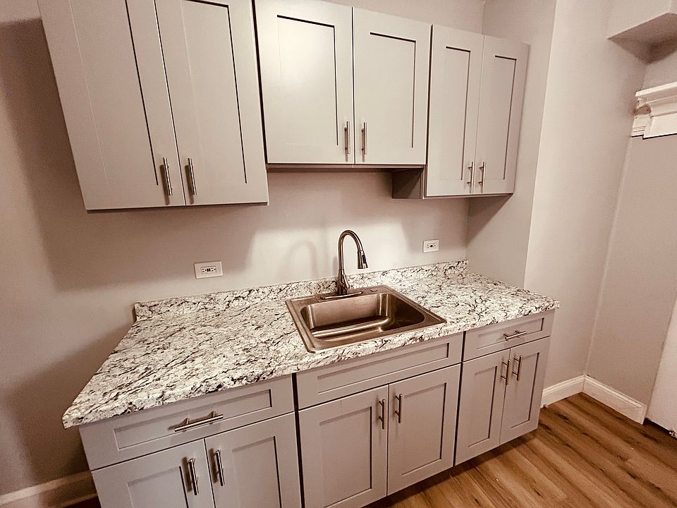 1st image of 214 N Hall St