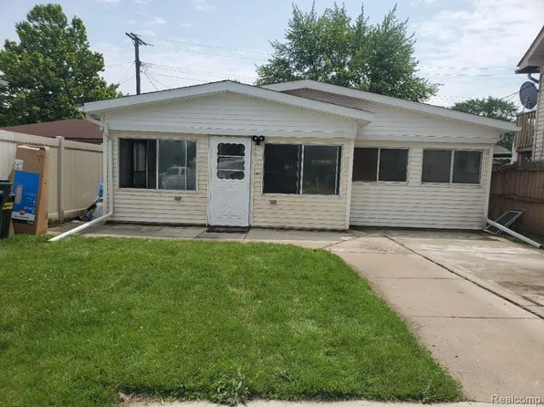 17650 Ruth St, Melvindale, MI 48122
