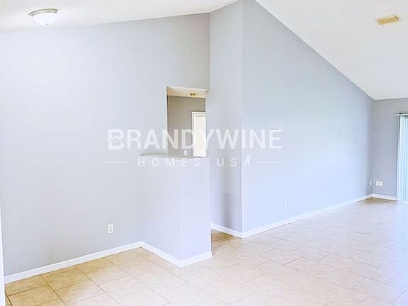 5th image of 20405 Maxim Pkwy