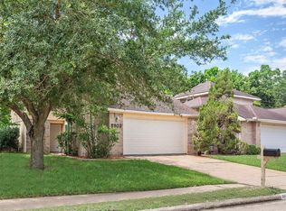 8803 Vinkins Rd, Houston, TX 77071