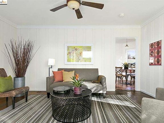 4th image of 606 43rd St