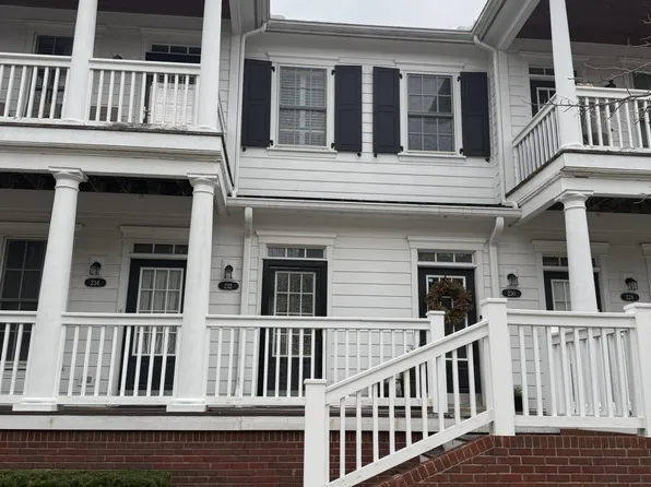 232 Jotham Ave, Auburn Hills, MI 48326