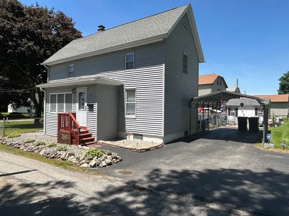 30 Park Rd, Webster, MA 01570